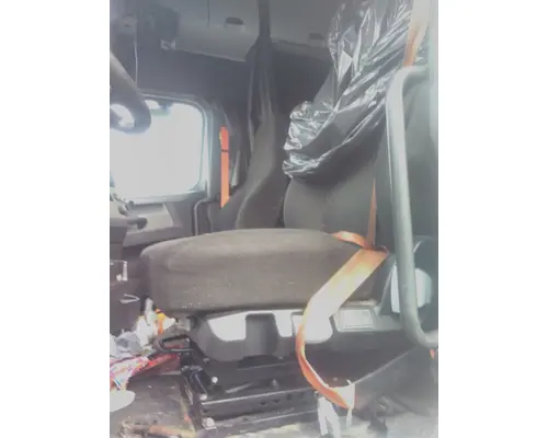 FREIGHTLINER CASCADIA 126 SEAT, FRONT