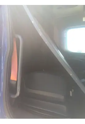 FREIGHTLINER CASCADIA 126 SEAT, FRONT