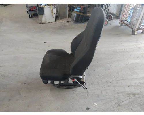 FREIGHTLINER CASCADIA 126 SEAT, FRONT