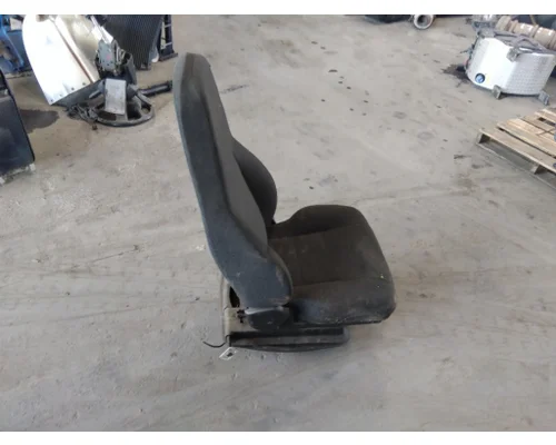 FREIGHTLINER CASCADIA 126 SEAT, FRONT