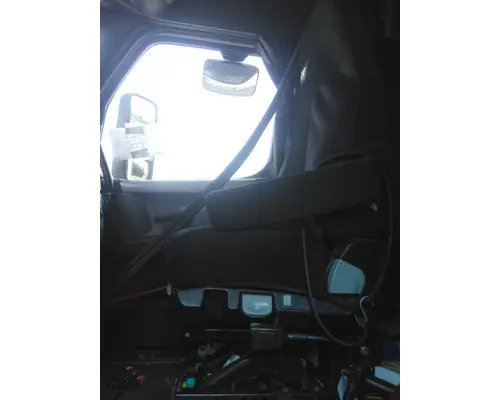 FREIGHTLINER CASCADIA 126 SEAT, FRONT