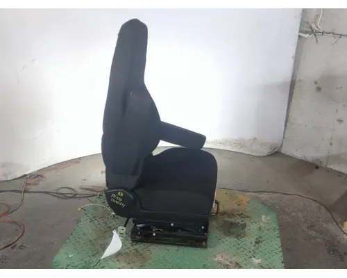 FREIGHTLINER CASCADIA 126 SEAT, FRONT