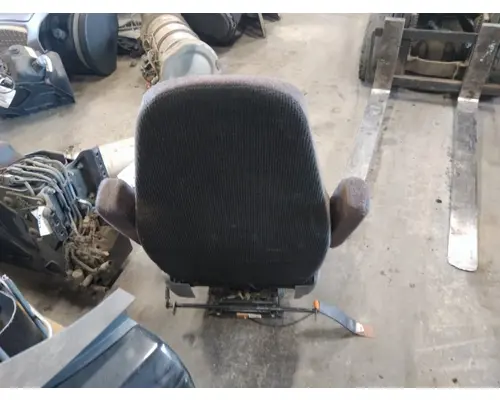 FREIGHTLINER CASCADIA 126 SEAT, FRONT