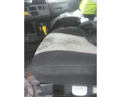 FREIGHTLINER CASCADIA 126 SEAT, FRONT