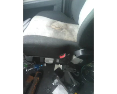 FREIGHTLINER CASCADIA 126 SEAT, FRONT
