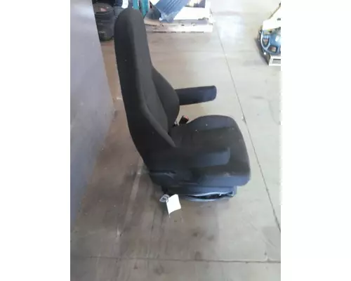 FREIGHTLINER CASCADIA 126 SEAT, FRONT