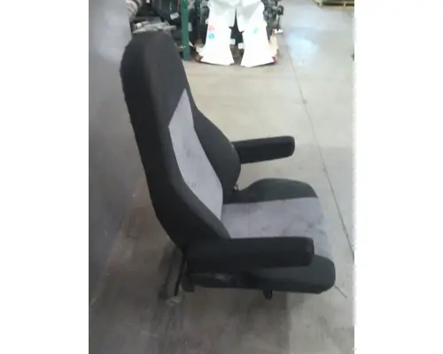 FREIGHTLINER CASCADIA 126 SEAT, FRONT