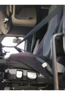 FREIGHTLINER CASCADIA 126 SEAT, FRONT