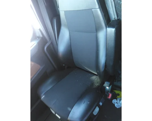 FREIGHTLINER CASCADIA 126 SEAT, FRONT