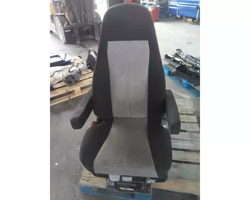FREIGHTLINER CASCADIA 126 SEAT, FRONT