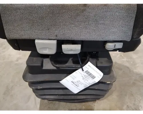 FREIGHTLINER CASCADIA 126 SEAT, FRONT