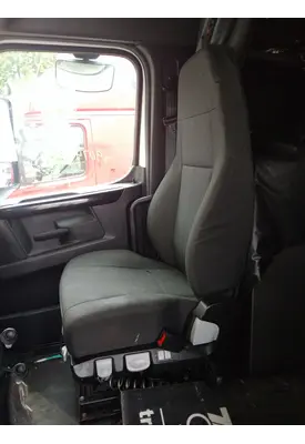 FREIGHTLINER CASCADIA 126 SEAT, FRONT