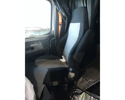 FREIGHTLINER CASCADIA 126 SEAT, FRONT