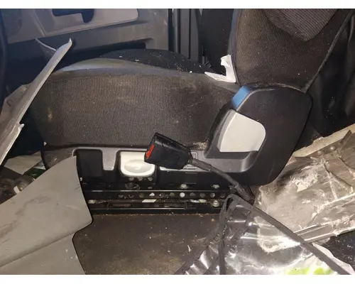 FREIGHTLINER CASCADIA 126 SEAT, FRONT