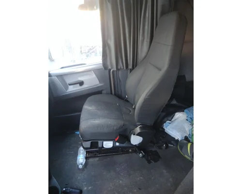 FREIGHTLINER CASCADIA 126 SEAT, FRONT