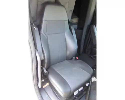 FREIGHTLINER CASCADIA 126 SEAT, FRONT