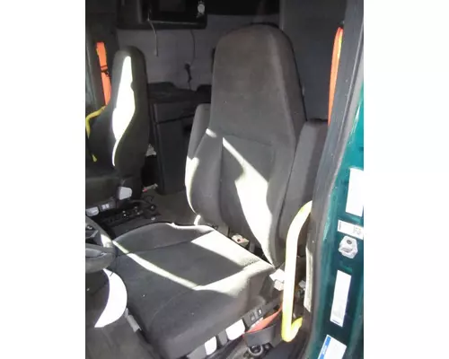 FREIGHTLINER CASCADIA 126 SEAT, FRONT