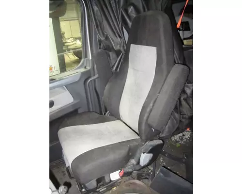 FREIGHTLINER CASCADIA 126 SEAT, FRONT