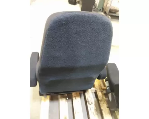 FREIGHTLINER CASCADIA 126 SEAT, FRONT