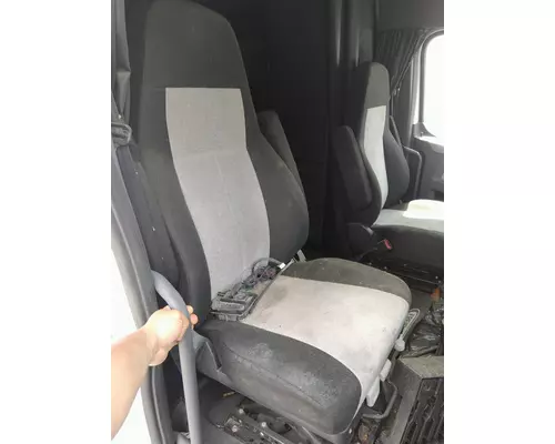 FREIGHTLINER CASCADIA 126 SEAT, FRONT
