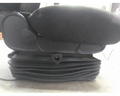 FREIGHTLINER CASCADIA 126 SEAT, FRONT