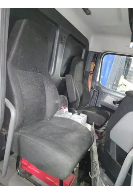 FREIGHTLINER CASCADIA 126 SEAT, FRONT