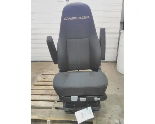 FREIGHTLINER CASCADIA 126 SEAT, FRONT
