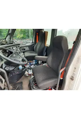 FREIGHTLINER CASCADIA 126 SEAT, FRONT