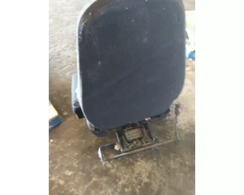 FREIGHTLINER CASCADIA 126 SEAT, FRONT