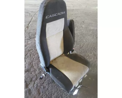 FREIGHTLINER CASCADIA 126 SEAT, FRONT