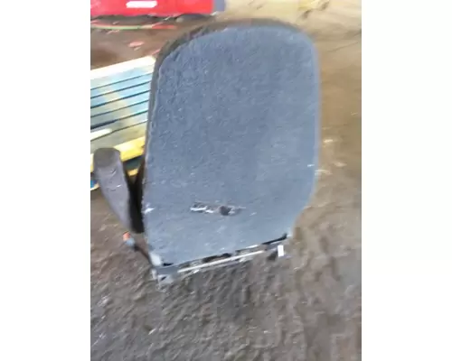 FREIGHTLINER CASCADIA 126 SEAT, FRONT