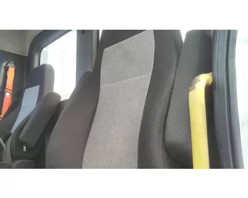 FREIGHTLINER CASCADIA 126 SEAT, FRONT