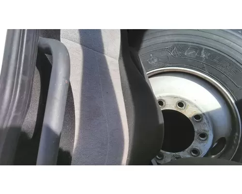 FREIGHTLINER CASCADIA 126 SEAT, FRONT