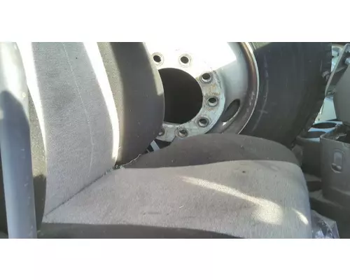 FREIGHTLINER CASCADIA 126 SEAT, FRONT