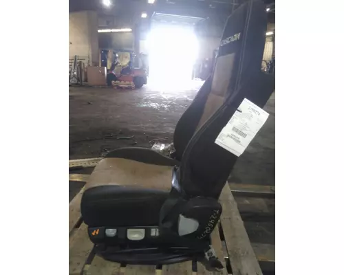 FREIGHTLINER CASCADIA 126 SEAT, FRONT
