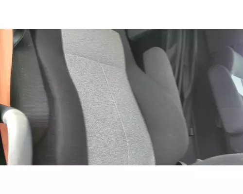 FREIGHTLINER CASCADIA 126 SEAT, FRONT