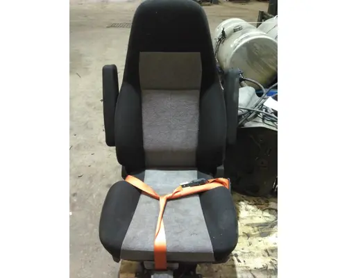 FREIGHTLINER CASCADIA 126 SEAT, FRONT