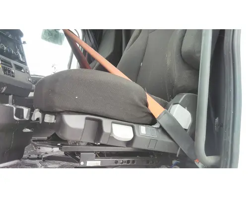 FREIGHTLINER CASCADIA 126 SEAT, FRONT