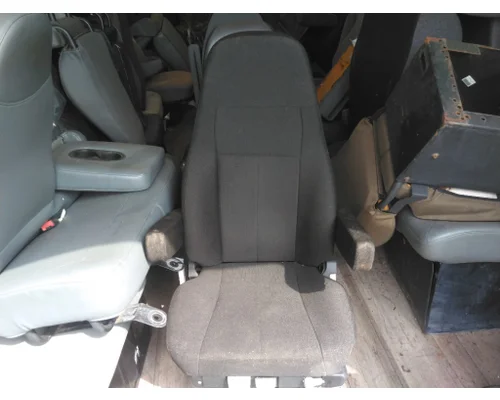 FREIGHTLINER CASCADIA 126 SEAT, FRONT