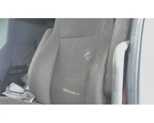 FREIGHTLINER CASCADIA 126 SEAT, FRONT