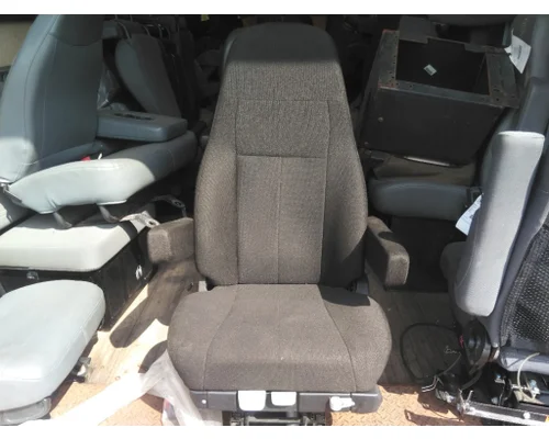 FREIGHTLINER CASCADIA 126 SEAT, FRONT