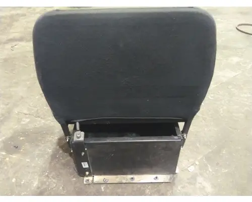 FREIGHTLINER CASCADIA 126 SEAT, FRONT