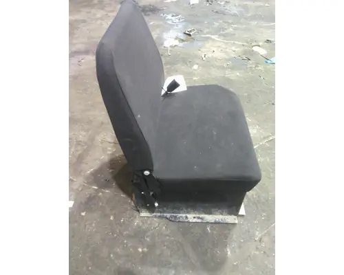 FREIGHTLINER CASCADIA 126 SEAT, FRONT