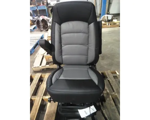 FREIGHTLINER CASCADIA 126 SEAT, FRONT