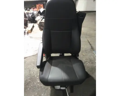 FREIGHTLINER CASCADIA 126 SEAT, FRONT