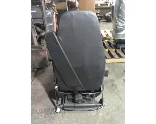 FREIGHTLINER CASCADIA 126 SEAT, FRONT