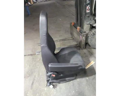 FREIGHTLINER CASCADIA 126 SEAT, FRONT