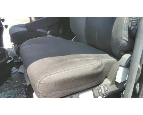 FREIGHTLINER CASCADIA 126 SEAT, FRONT