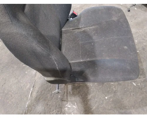 FREIGHTLINER CASCADIA 126 SEAT, FRONT