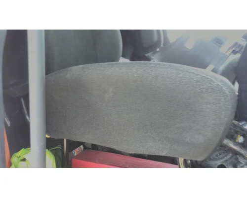 FREIGHTLINER CASCADIA 126 SEAT, FRONT
